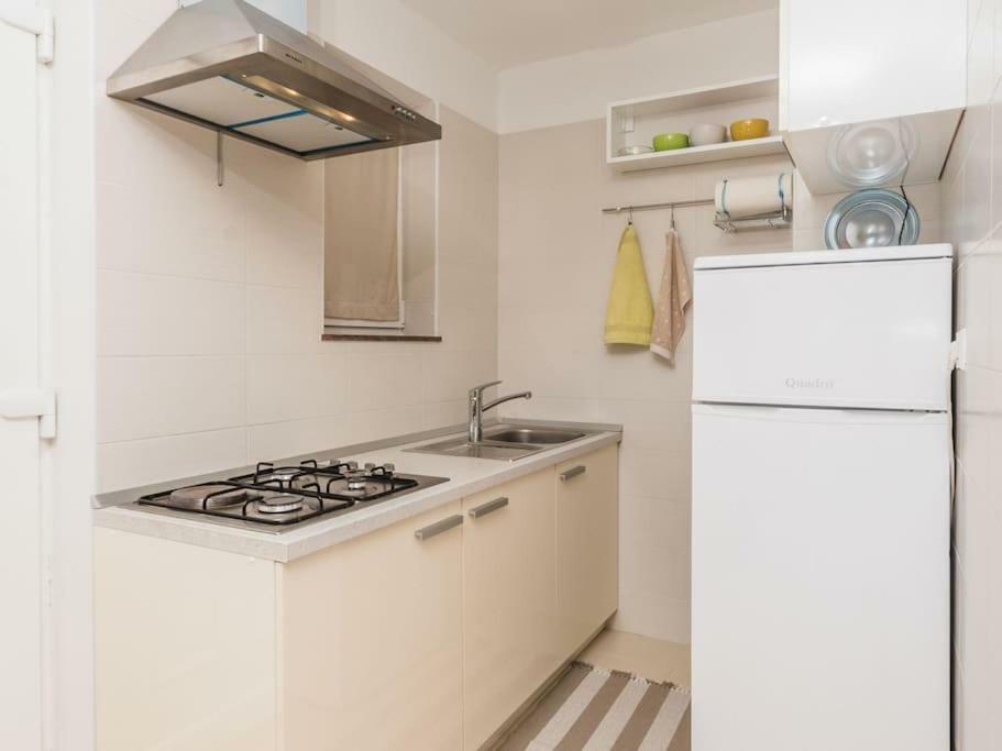 Apartment F-1 Klimno Eksteriør billede